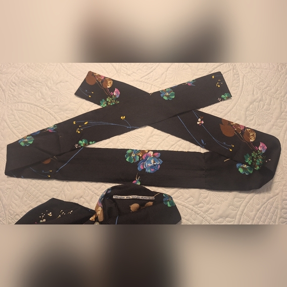 Kimono Style Robe - Picture 6 of 10